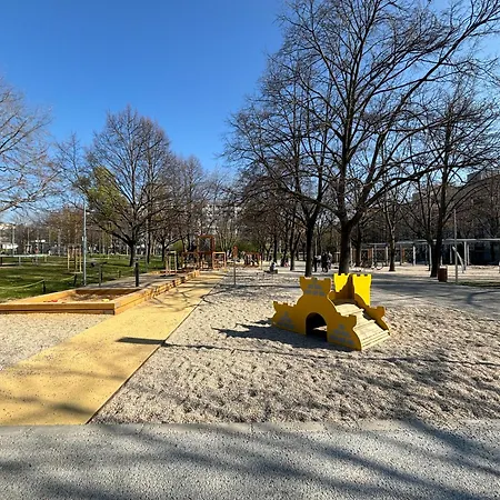 New 2 - Self Check In, Free Parking アパート ブラチスラヴァ