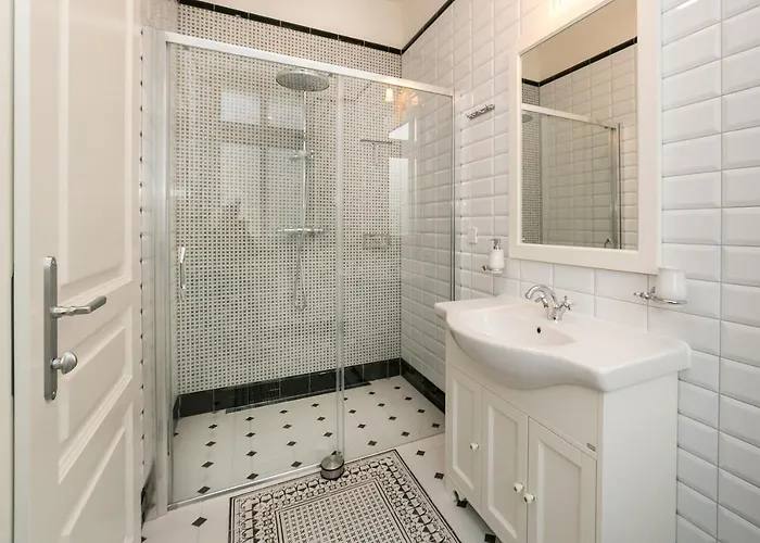 New 2 - Self Check In, Free Parking Μπρατισλάβα